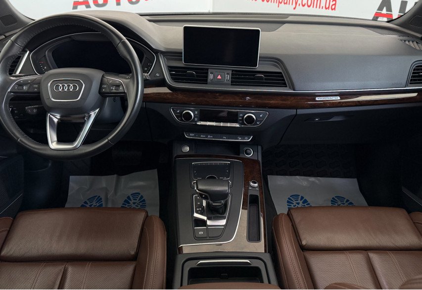 Audi Q5 2017 чорний