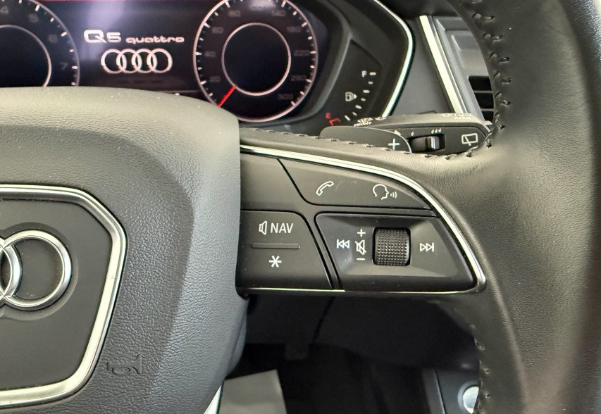 Audi Q5 2017 чорний