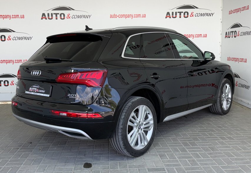 Audi Q5 2017 чорний