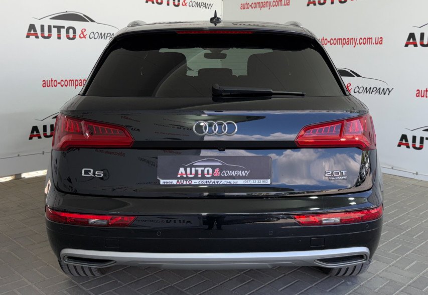 Audi Q5 2017 чорний