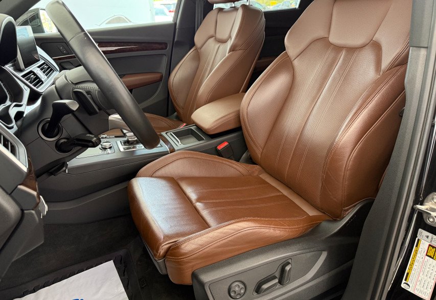 Audi Q5 2017 чорний