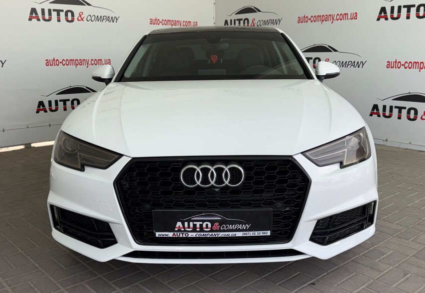 AUDI A4 2016 білий