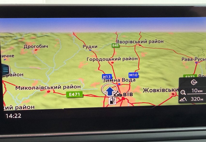 AUDI A4 2016 білий
