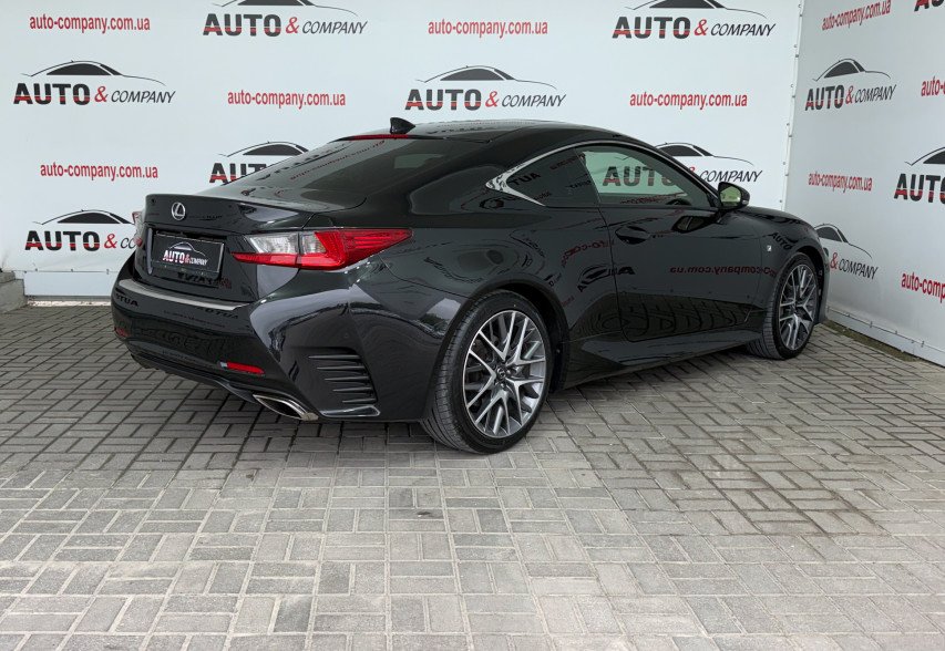 Lexus RC 200T 2016 чорний