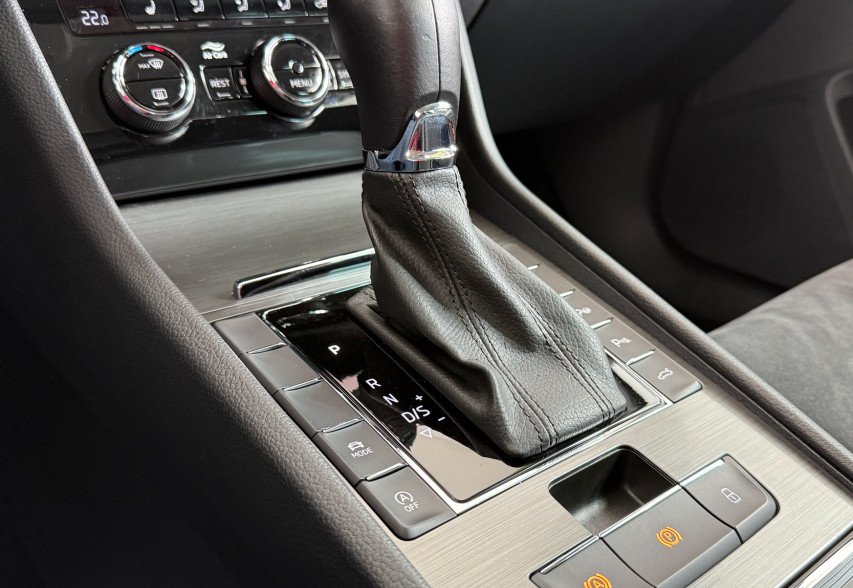 Skoda Superb 2021 Сірий