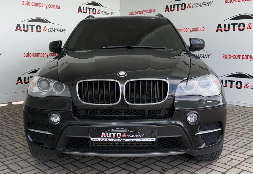BMW X5 2012 чорний