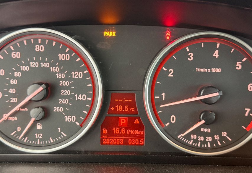 BMW X5 2012 чорний