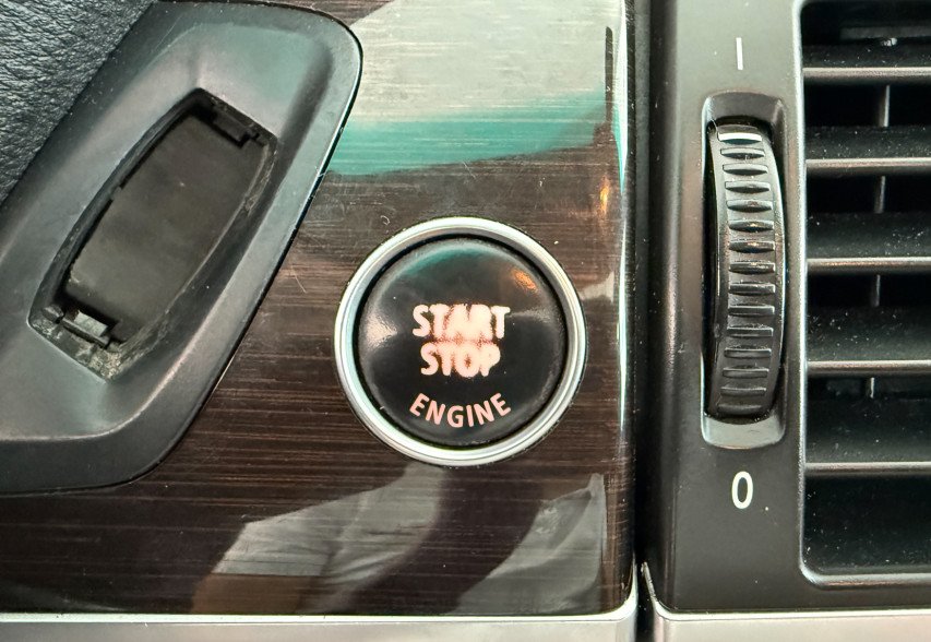 BMW X5 2012 чорний