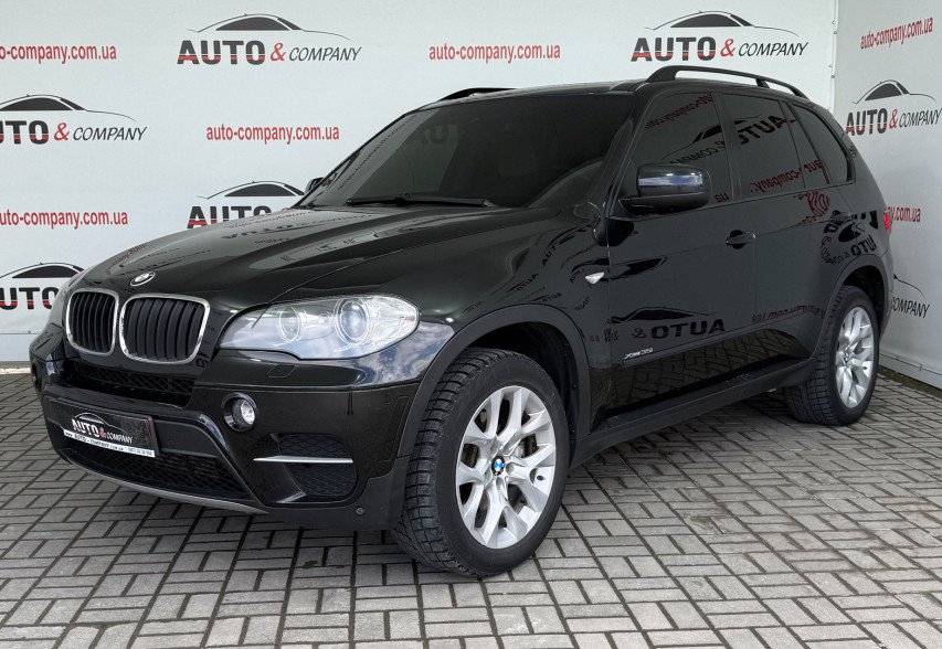 BMW X5 2012 чорний