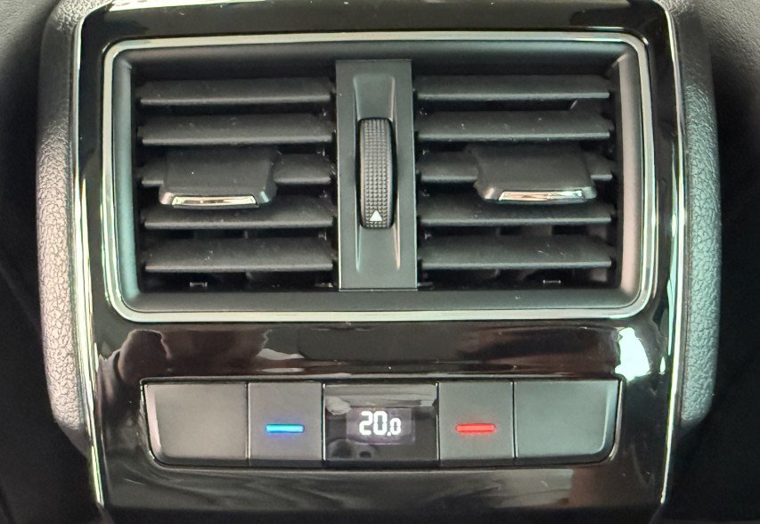 Skoda SuperB Scout 2021 Чорний