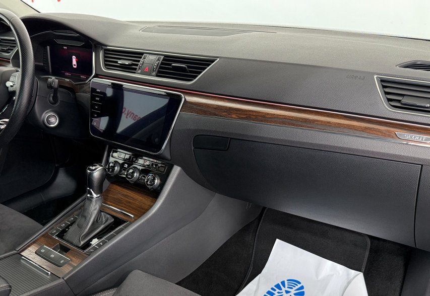 Skoda SuperB Scout 2021 Чорний