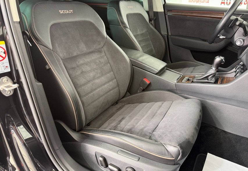 Skoda SuperB Scout 2021 Чорний