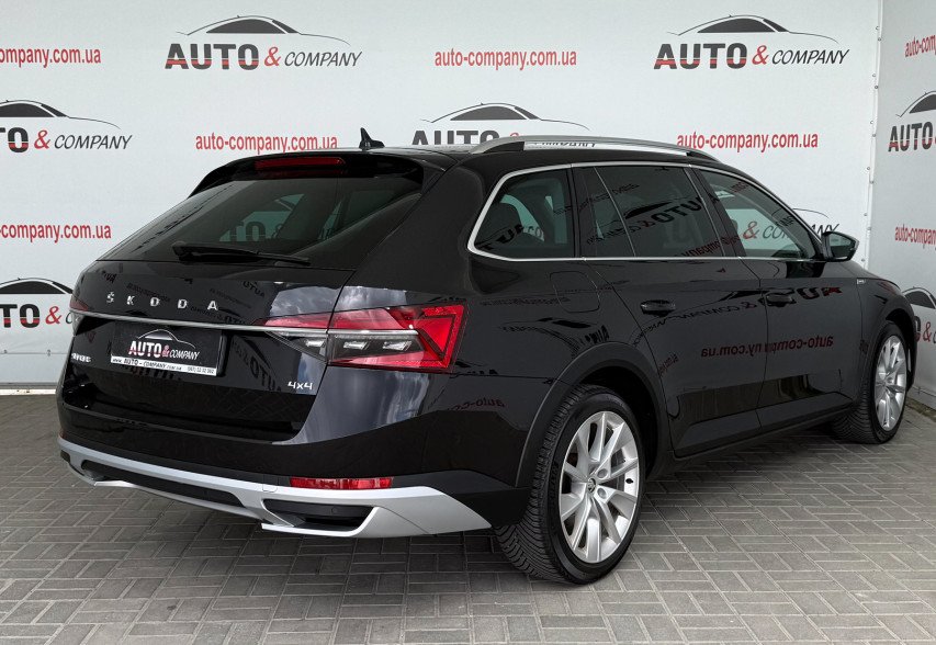 Skoda SuperB Scout 2021 Чорний