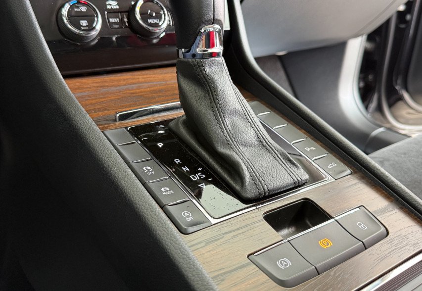 Skoda SuperB Scout 2021 Чорний