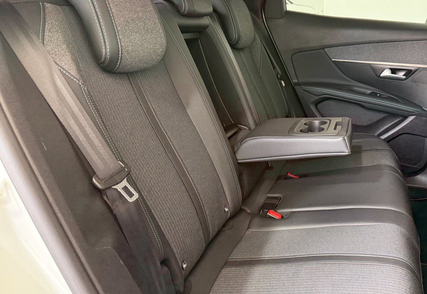 Peugeot 3008 2021 Білий