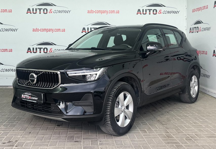 Volvo XC40 2024 Чорний