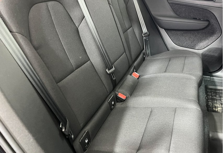 Volvo XC40 2024 Чорний