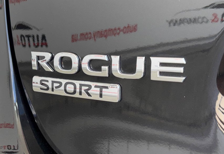 Nissan Rogue Sport 2020 Чорний