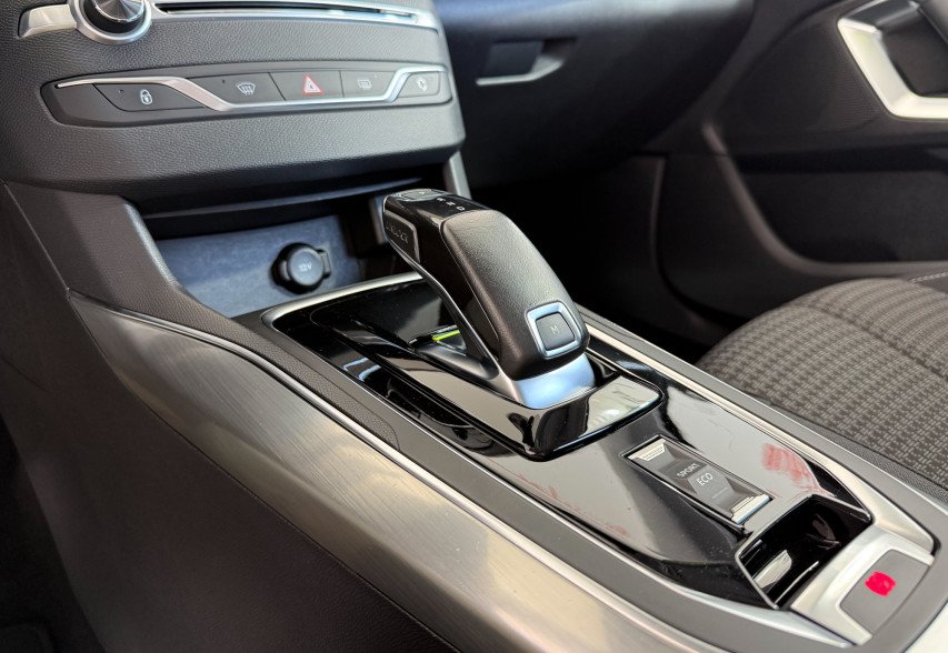 Peugeot 308 2020 Сірий