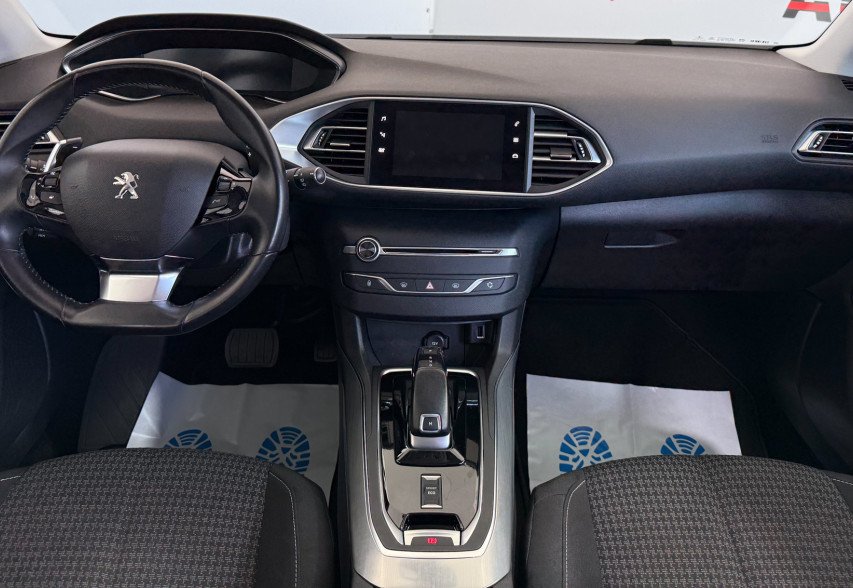 Peugeot 308 2020 Сірий