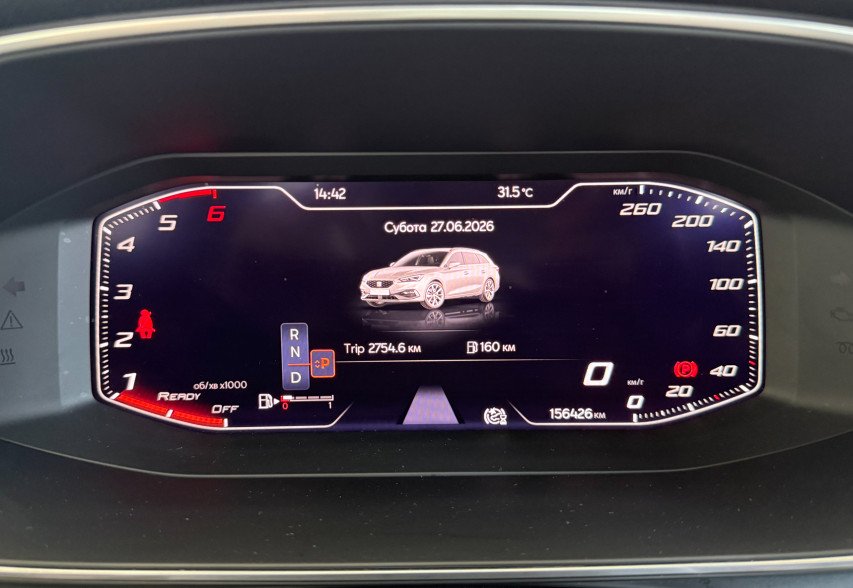 Seat Leon 2022 Чорний