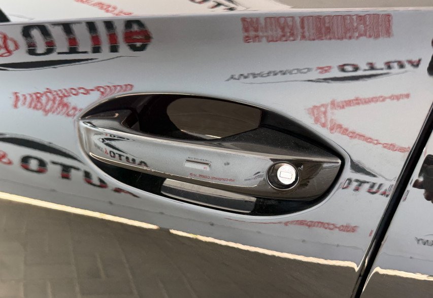 Seat Leon 2022 Чорний