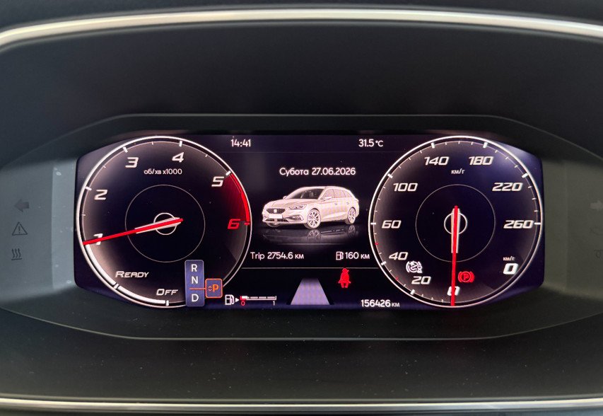 Seat Leon 2022 Чорний