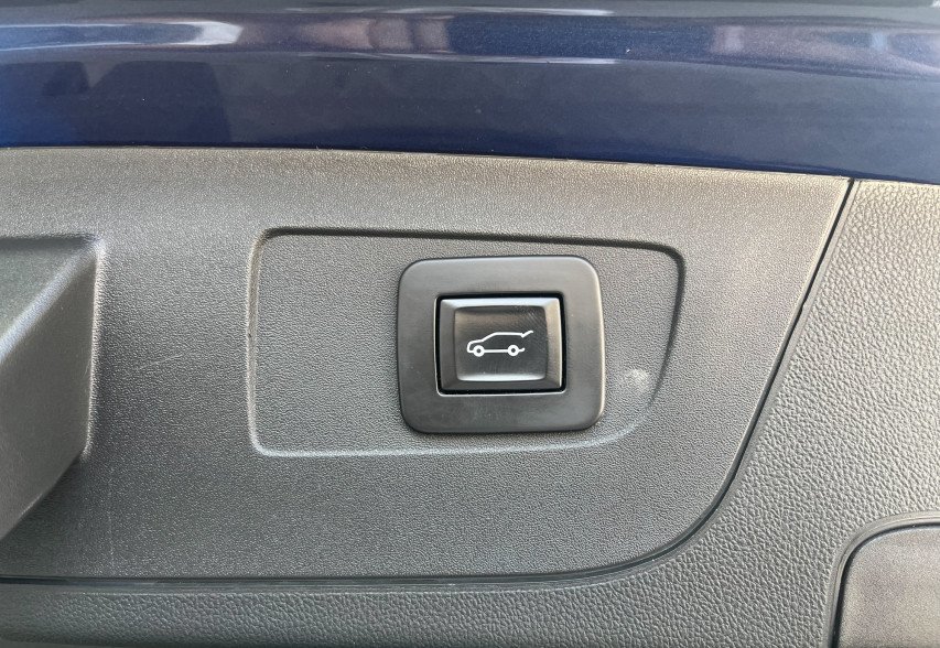 Opel Insignia  2021 синій