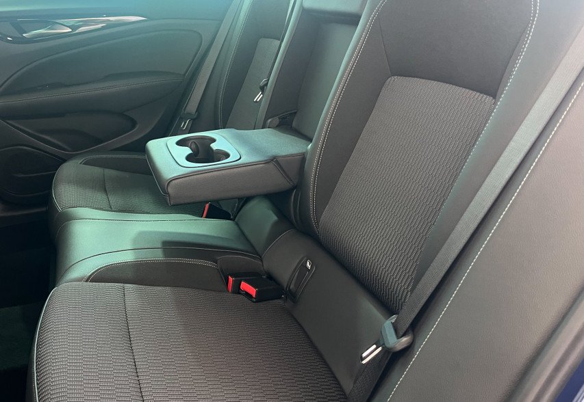 Opel Insignia  2021 синій