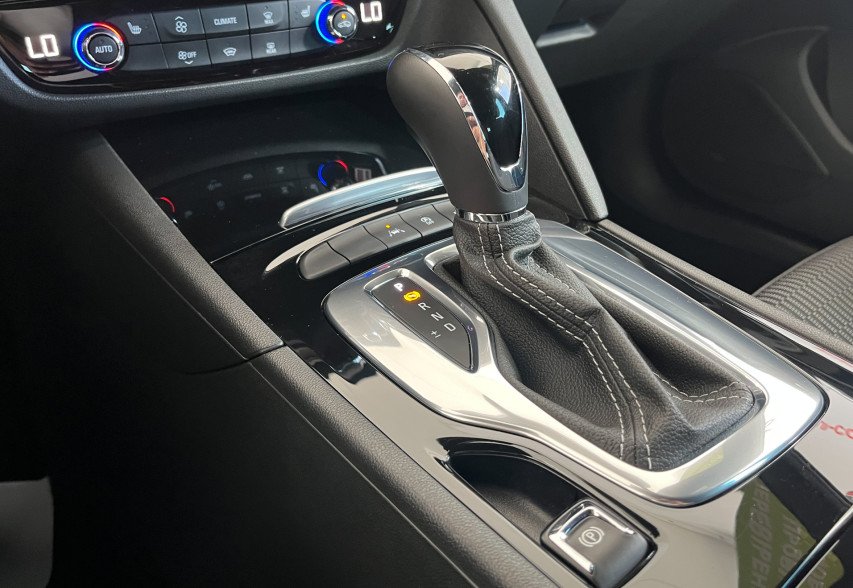 Opel Insignia  2021 синій