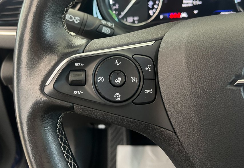 Opel Insignia  2021 синій