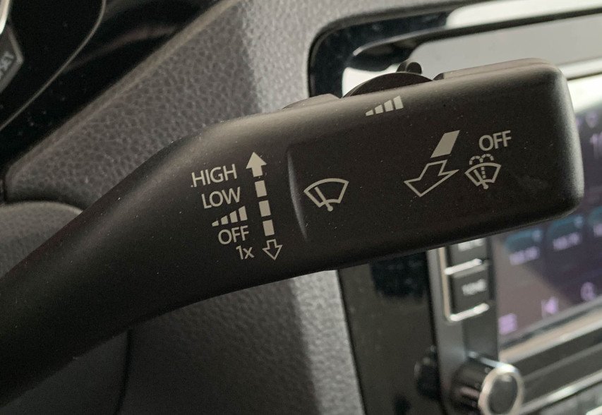 Volkswagen Jetta 2016 Сірий