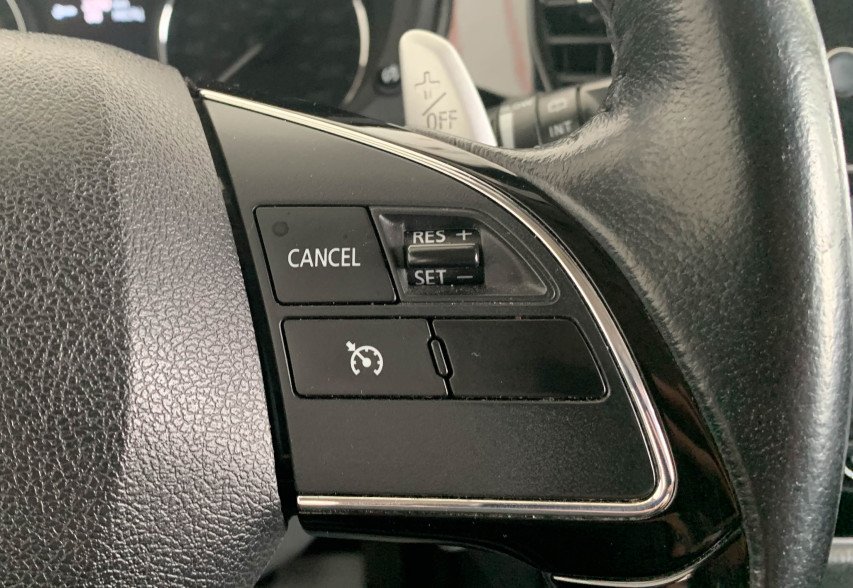 Mitsubishi Outlander  2016 чорний
