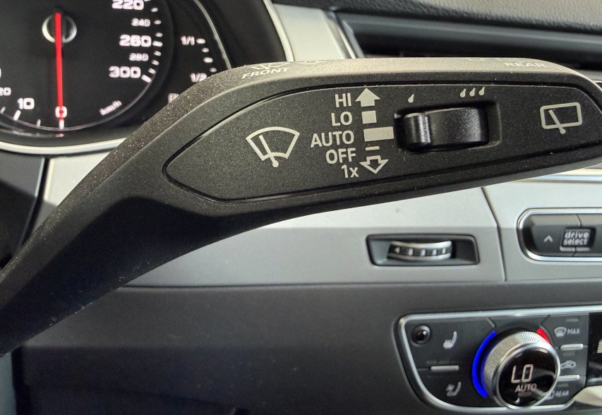 Audi Q7 2016 Синій