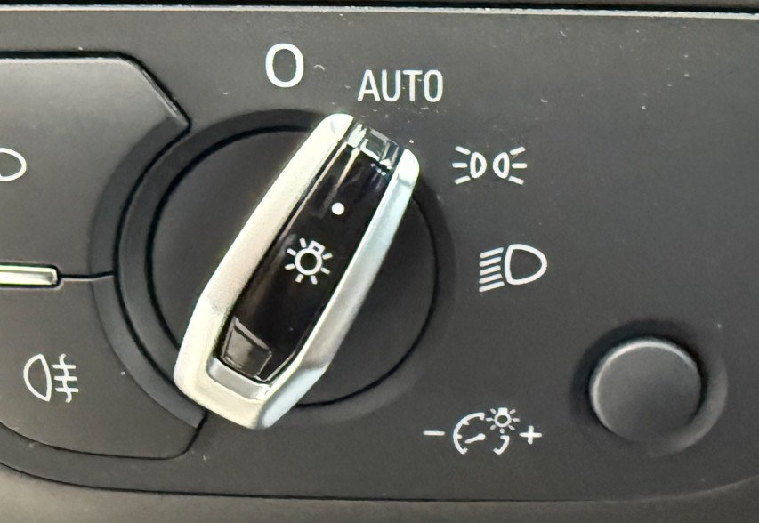 Audi Q7 2016 Синій