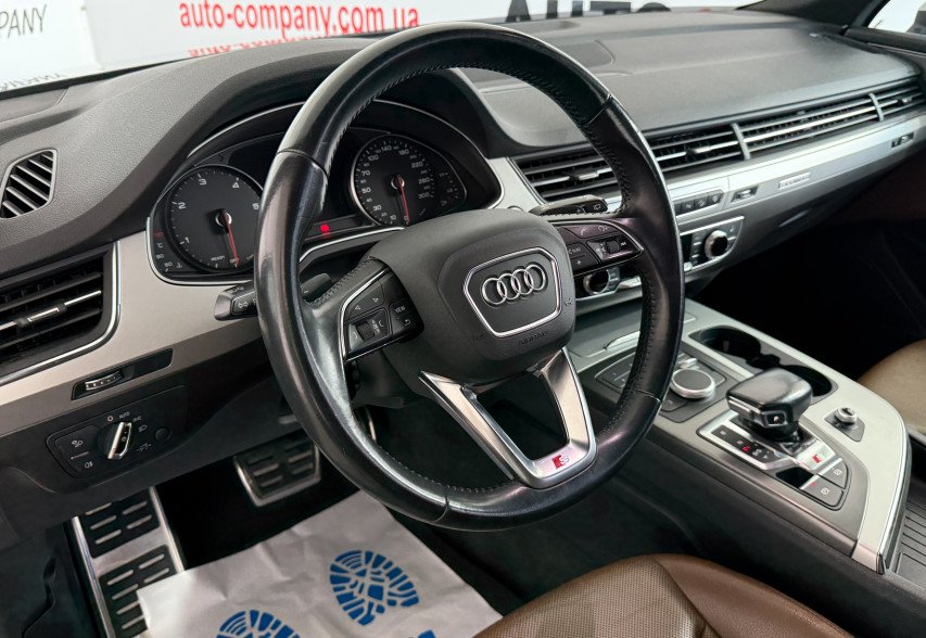 Audi Q7 2016 Синій