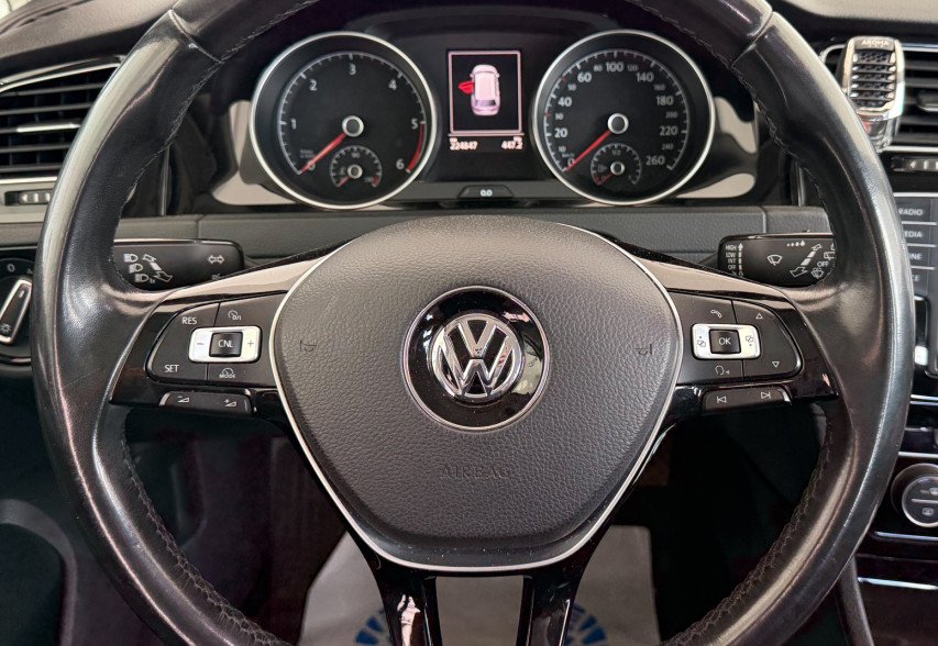 Volkswagen Golf VII 2016 сірий