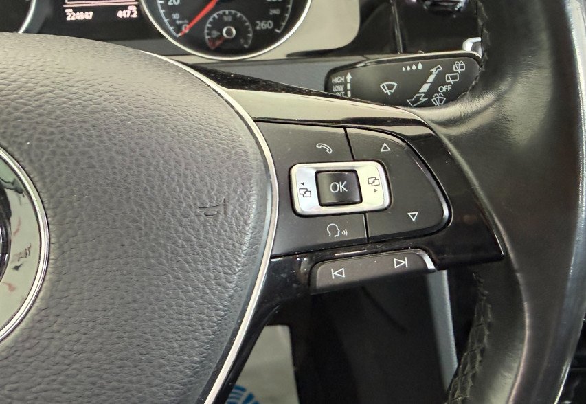 Volkswagen Golf VII 2016 сірий