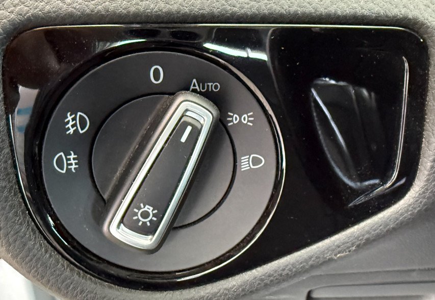 Volkswagen Golf VII 2016 сірий