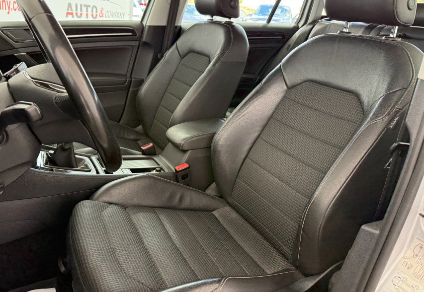 Volkswagen Golf VII 2016 сірий