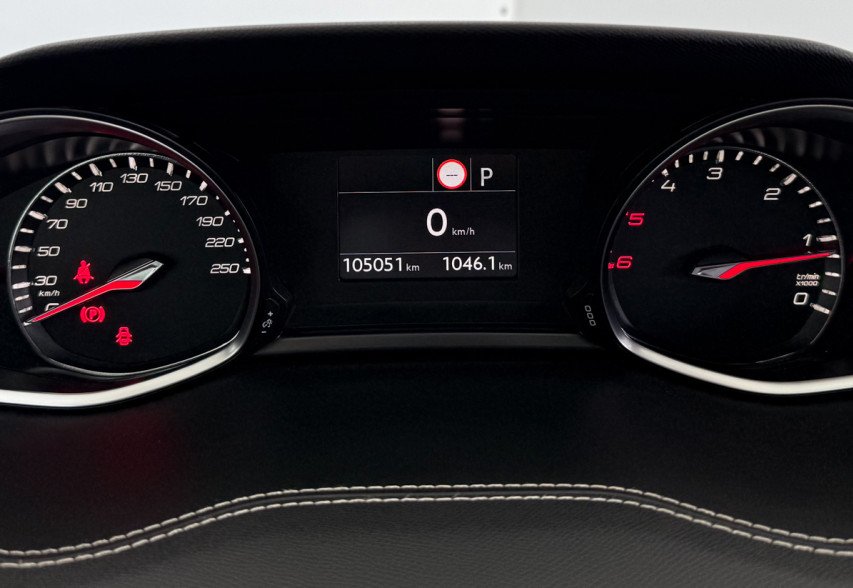 Peugeot 308 2019 синій