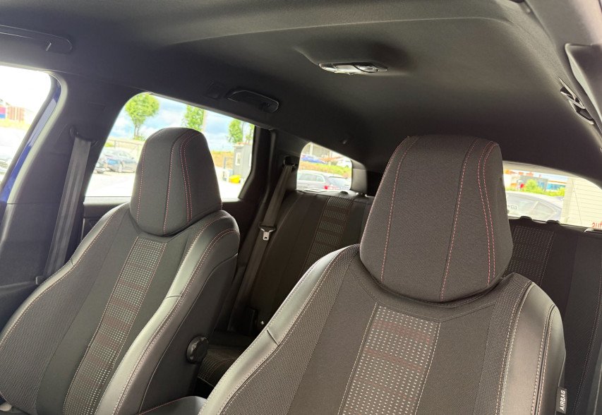 Peugeot 308 2019 синій