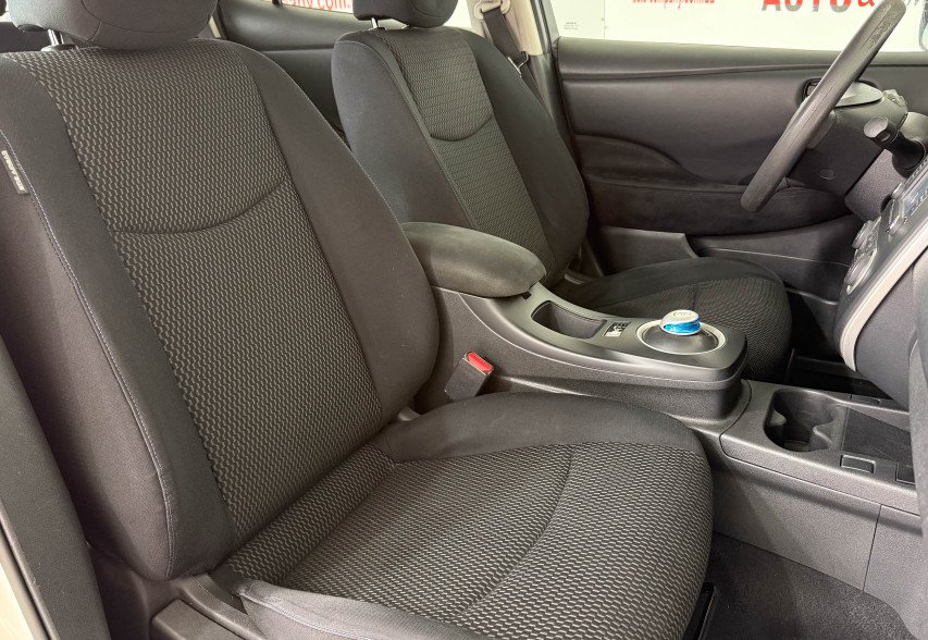 Nissan Leaf 2014 Білий