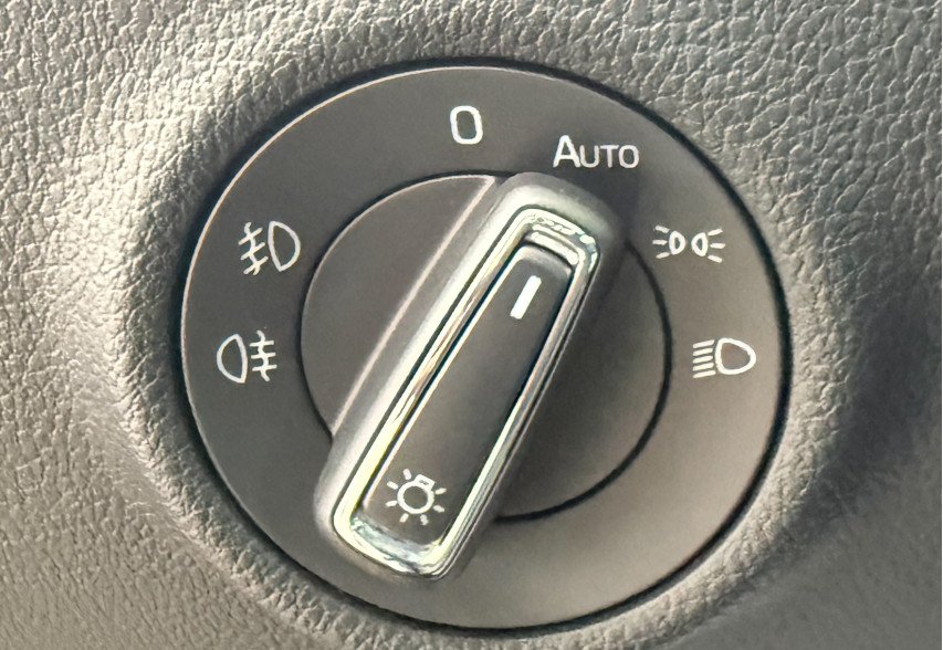 Skoda Superb 2021 Чорний