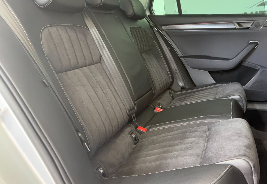 Skoda Superb  2021 Сірий