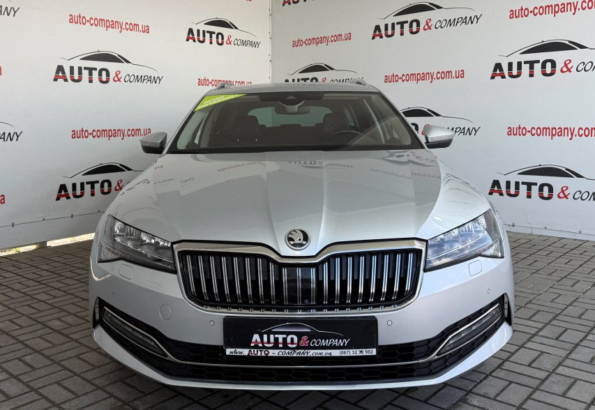 Skoda Superb  2021 Сірий