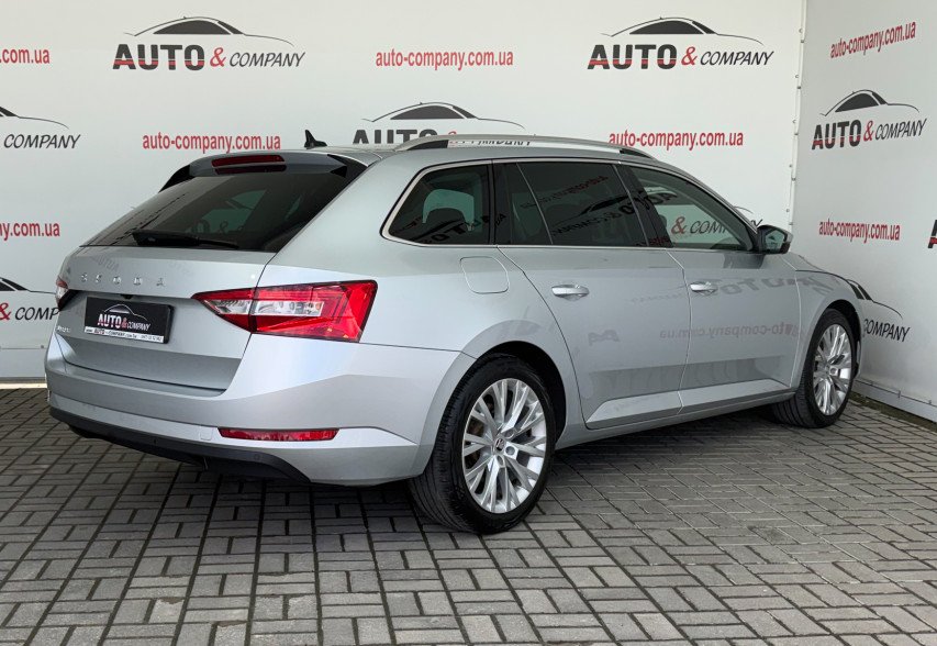Skoda Superb  2021 Сірий