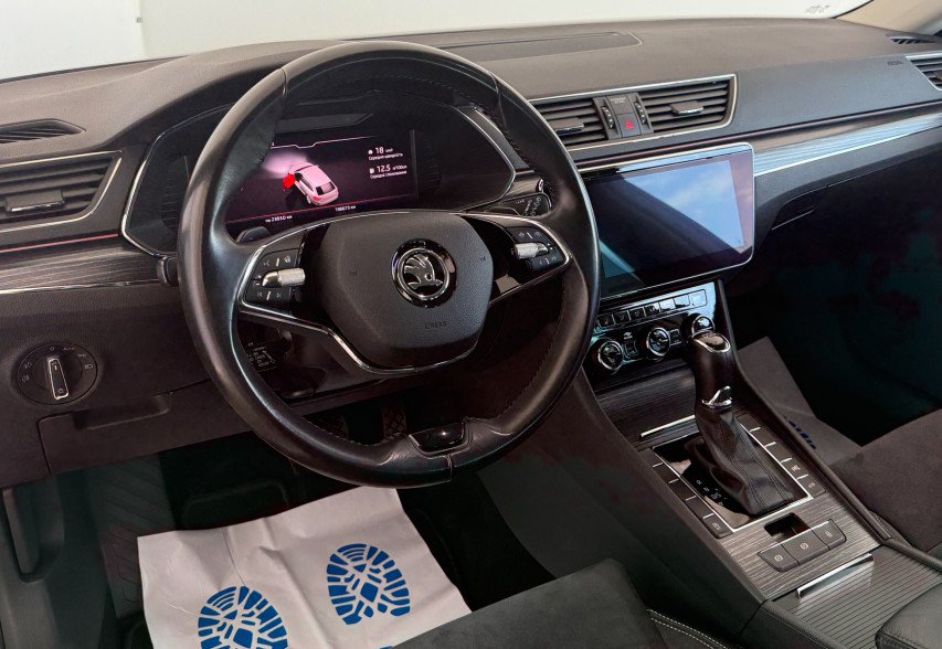 Skoda Superb  2021 Сірий