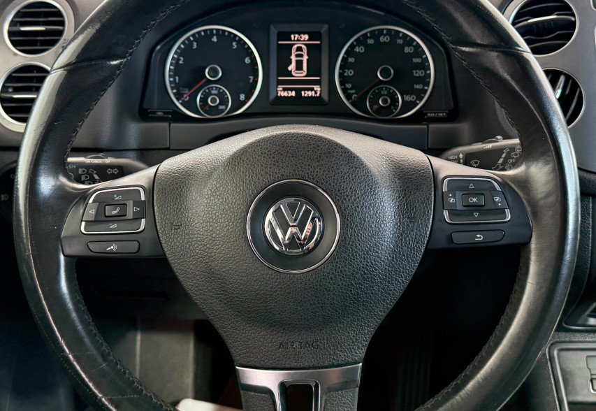Volkswagen Tiguan 2012 сірий