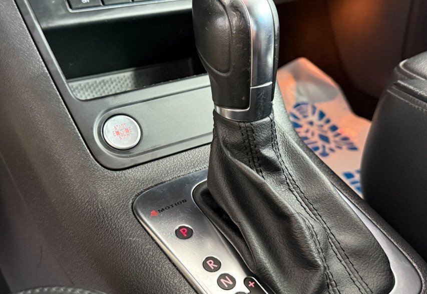 Volkswagen Tiguan 2012 сірий